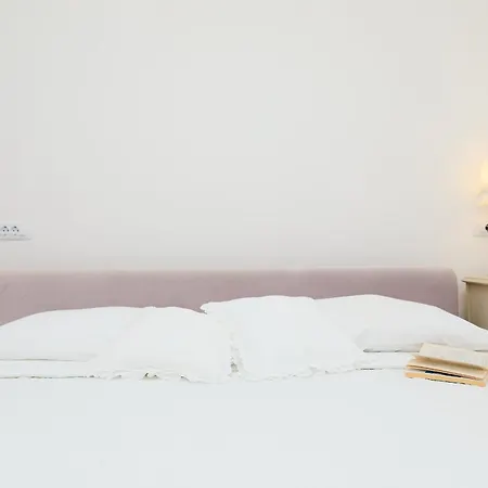 Hedera Estate Hedera A8 شقة