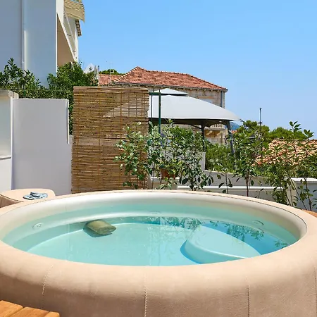 Hedera Estate Hedera A8