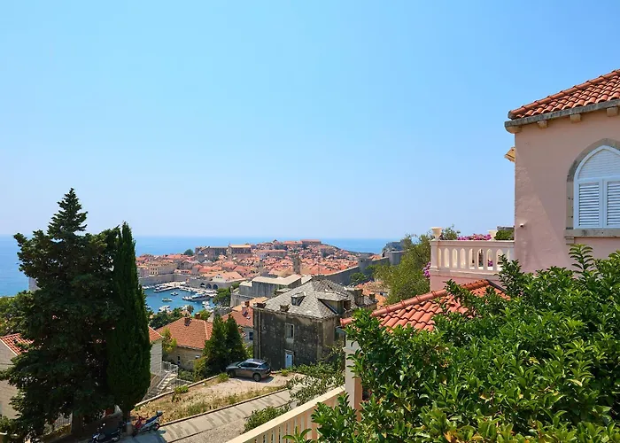 Hedera Estate Hedera A8